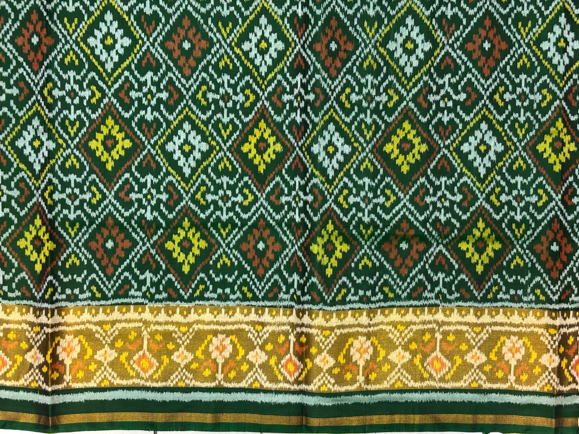 Green Pan Chanda Design Patola Saree - Image 4